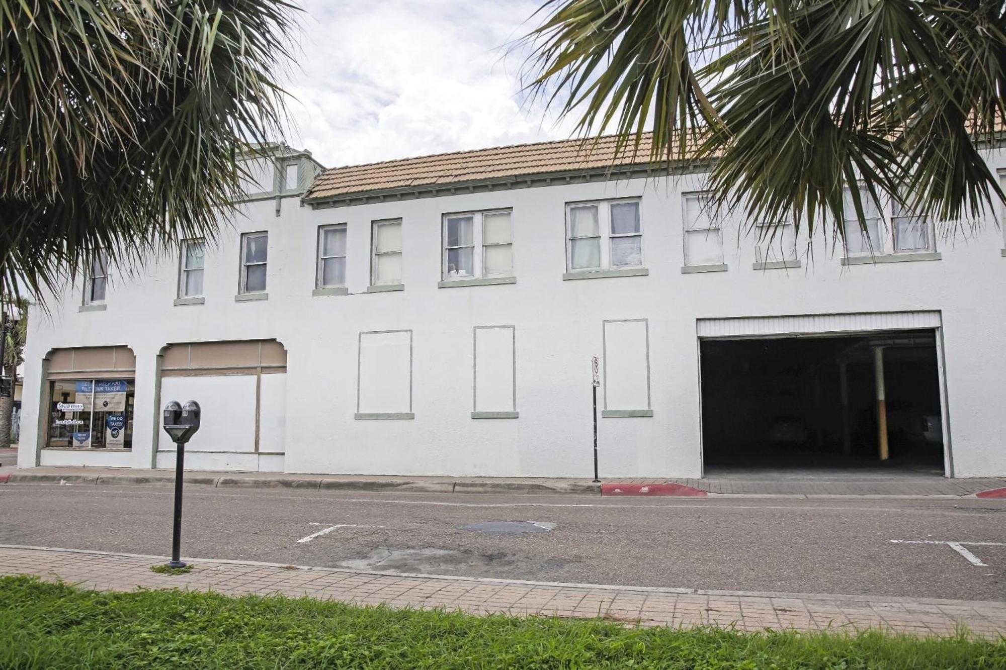 Oyo Historic Cameron Hotel Brownsville I-69E Dış mekan fotoğraf