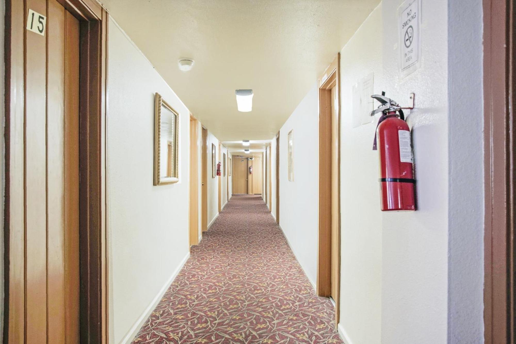 Oyo Historic Cameron Hotel Brownsville I-69E Dış mekan fotoğraf