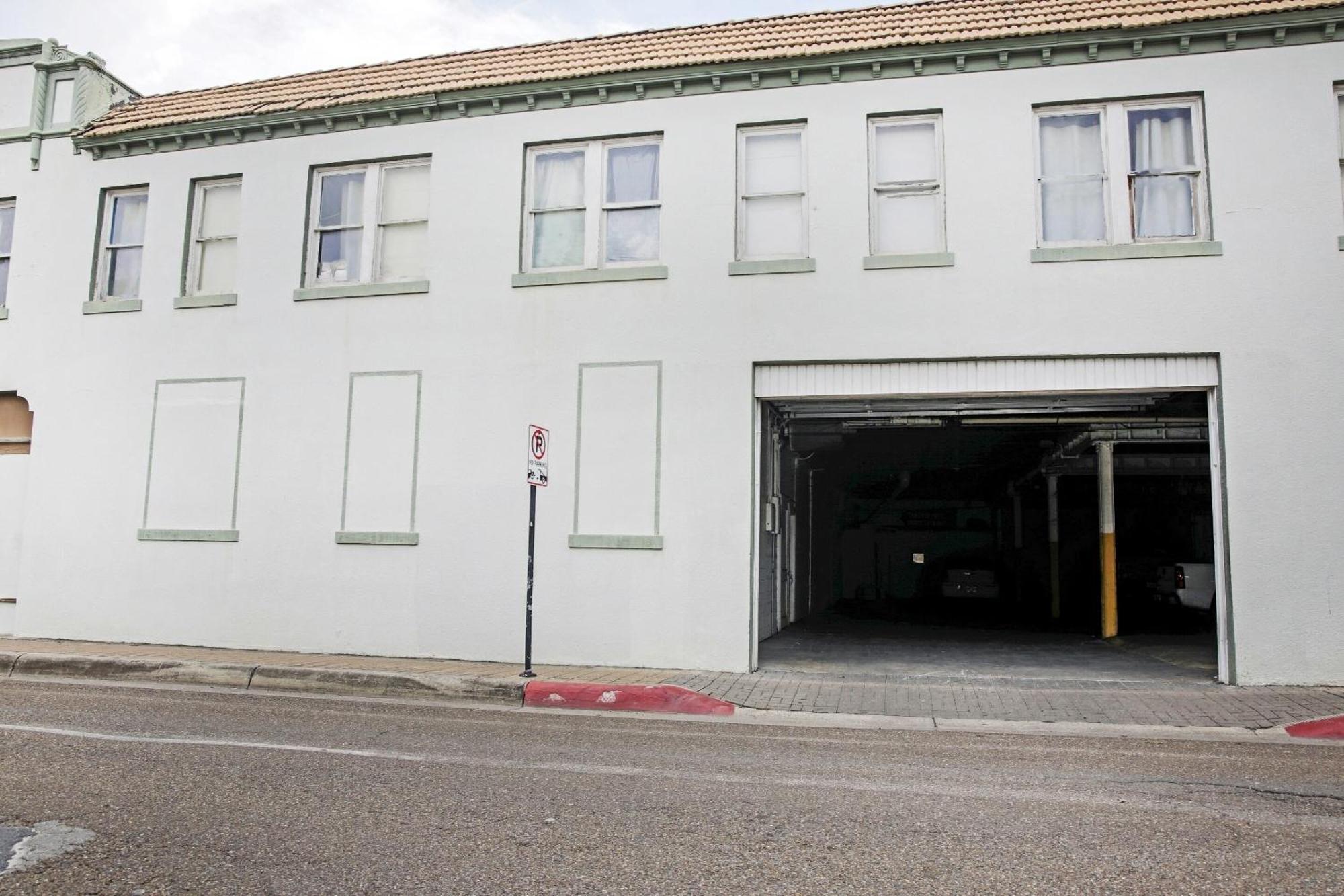 Oyo Historic Cameron Hotel Brownsville I-69E Dış mekan fotoğraf