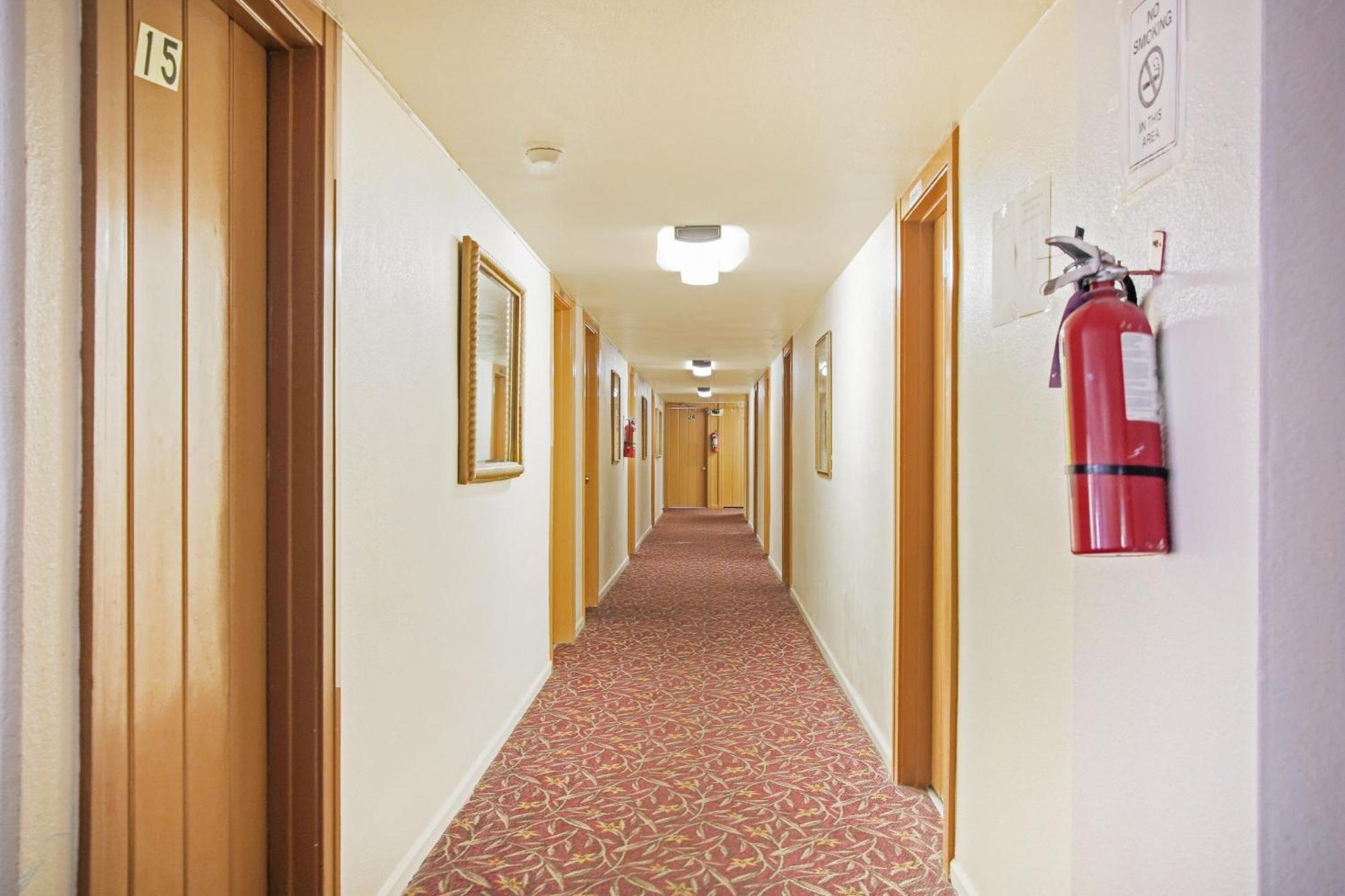 Oyo Historic Cameron Hotel Brownsville I-69E Dış mekan fotoğraf