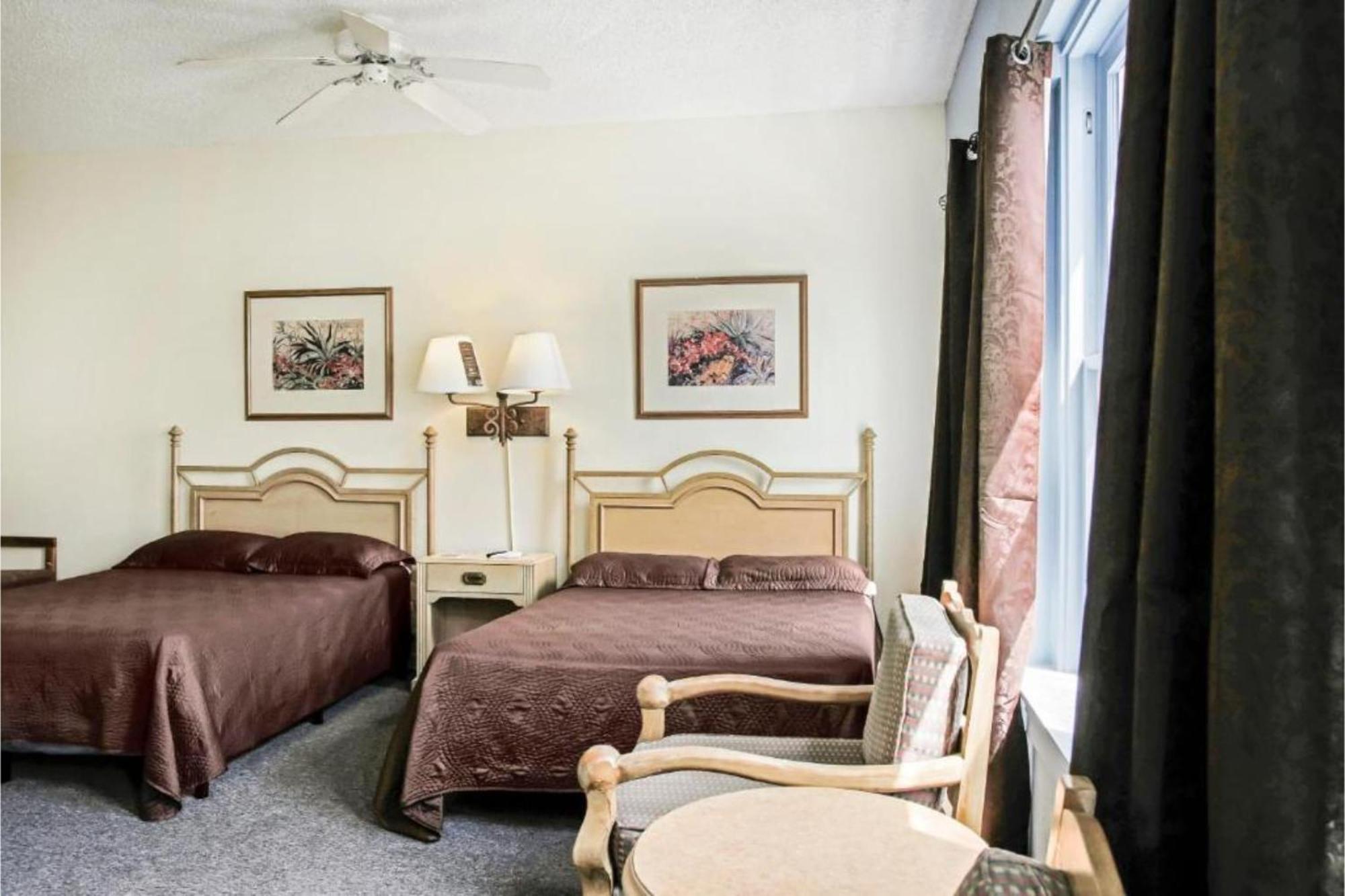 Oyo Historic Cameron Hotel Brownsville I-69E Dış mekan fotoğraf